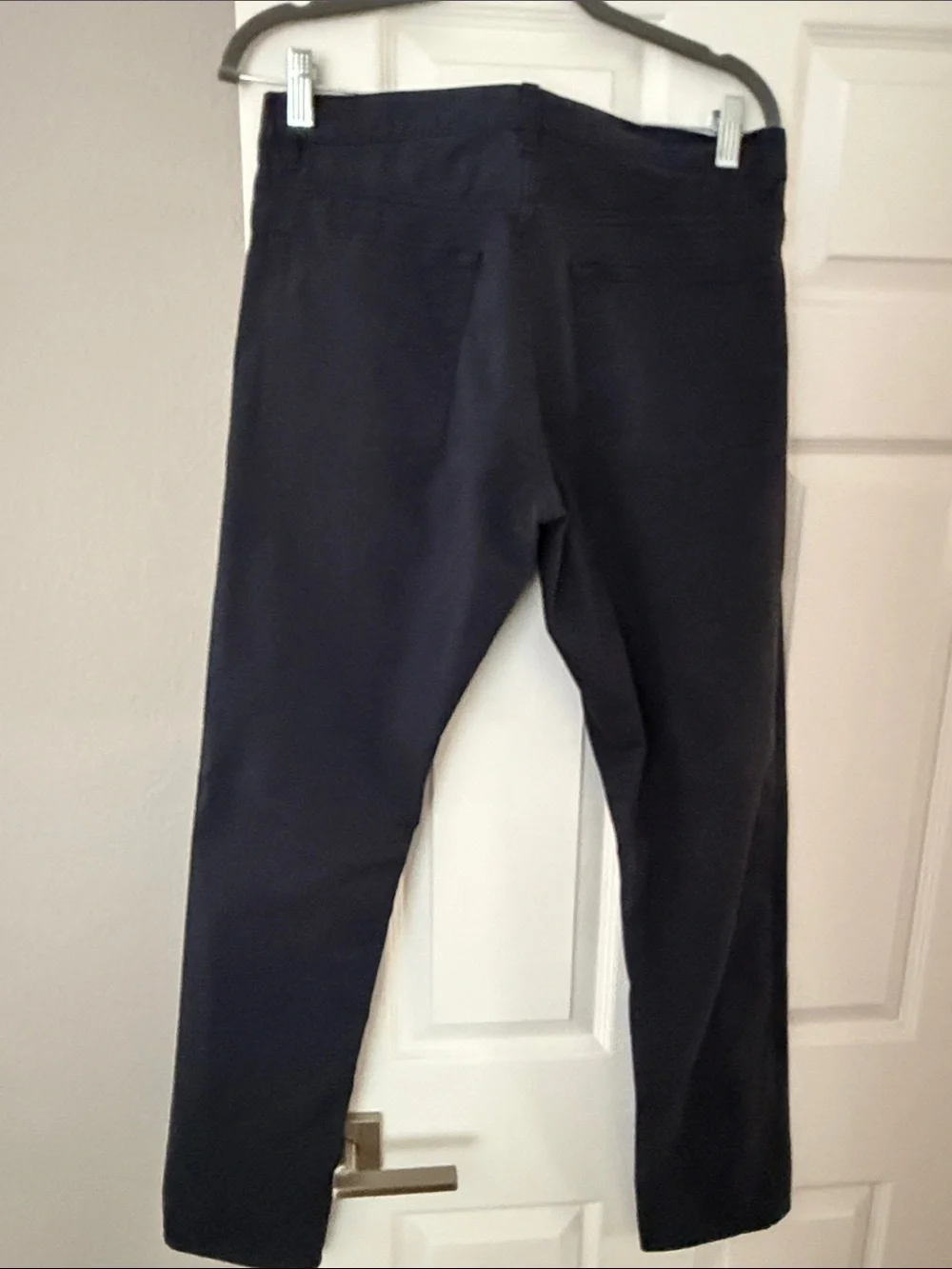 Theory Men Slim Jeans in Dark Navy “Haydin”